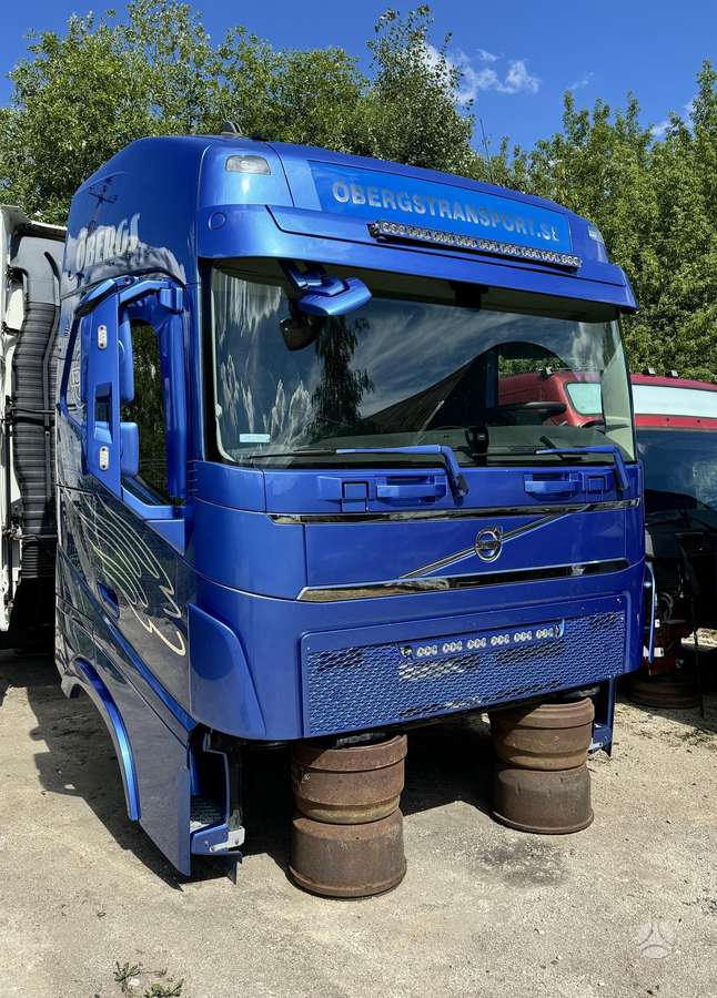 Volvo FH540, sunkvežimiai