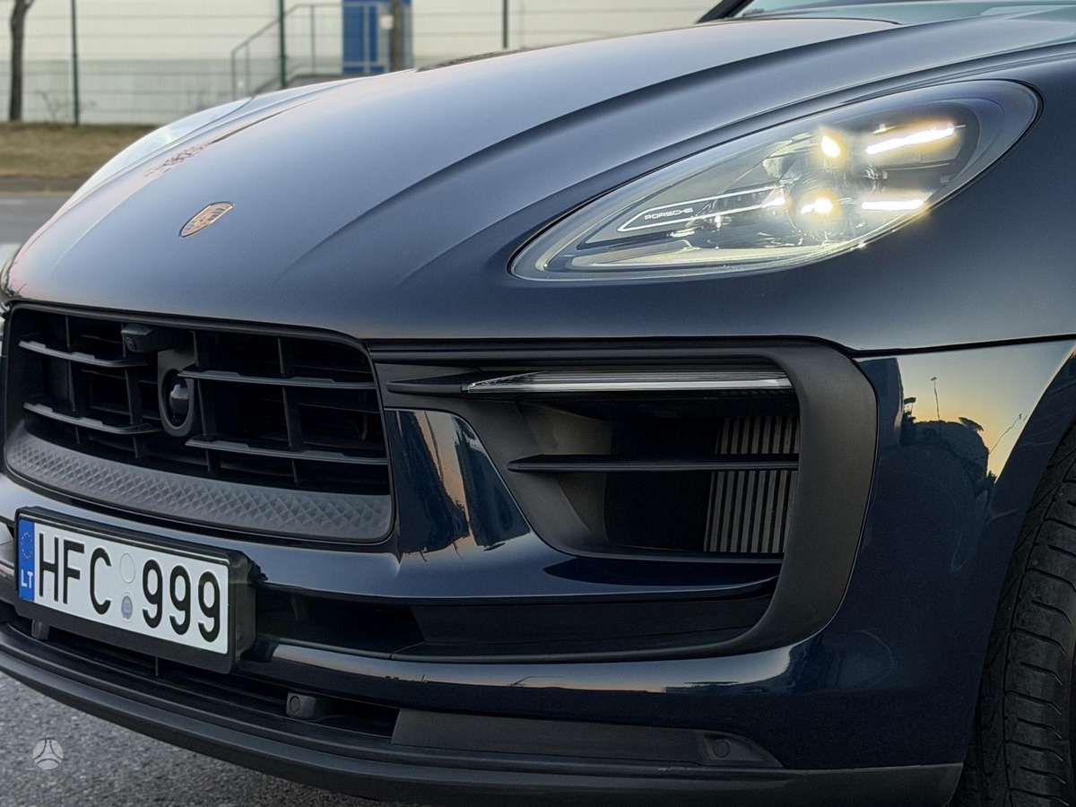Porsche Macan - 11