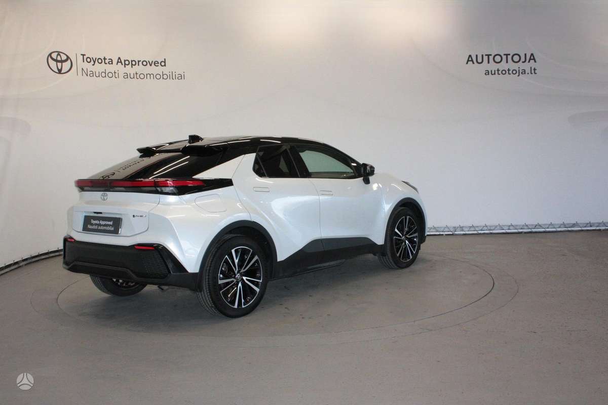 Toyota C-HR - 2