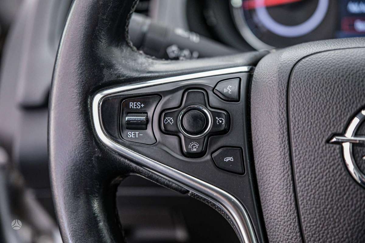 Opel Insignia, 2.0 l., Универсал