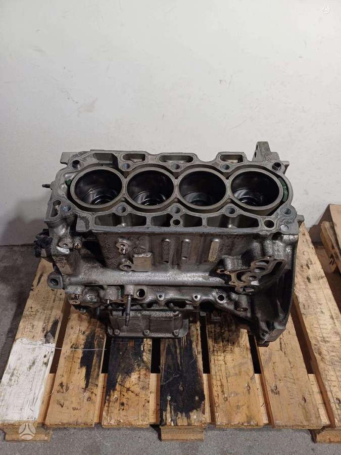 Peugeot Partner, YH01, engine