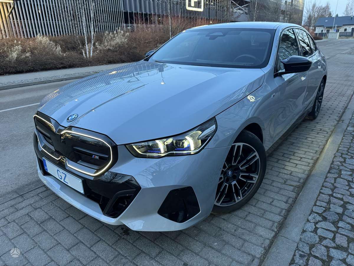 BMW i5, 81 kWh, sedanas