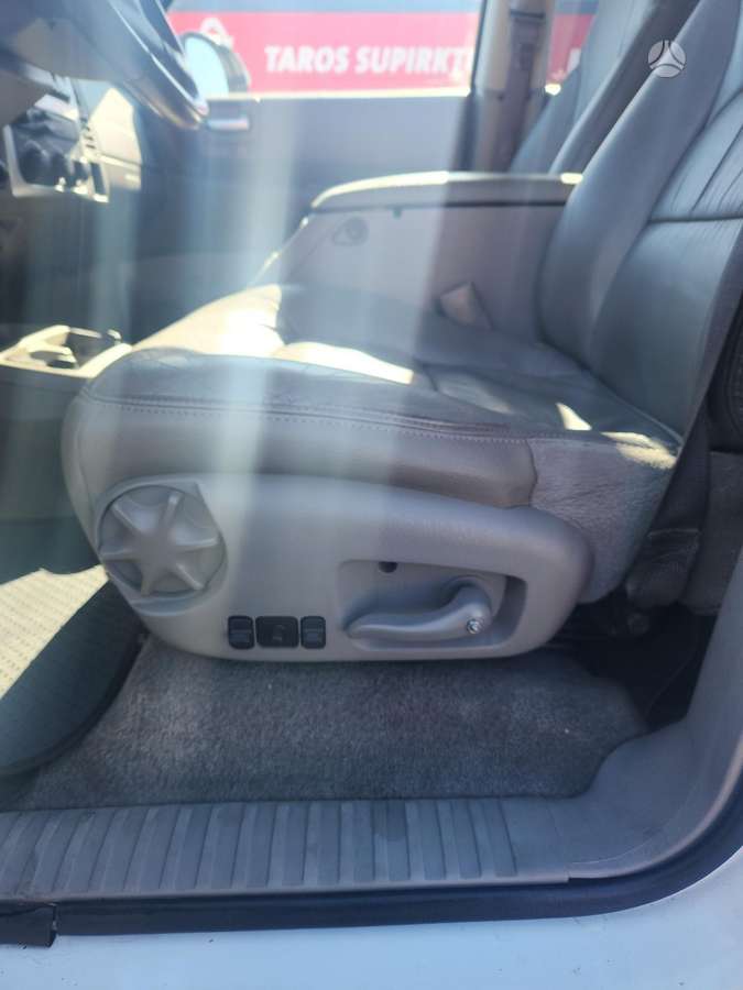 Dodge Durango, 4.7 l., off-road / crossover