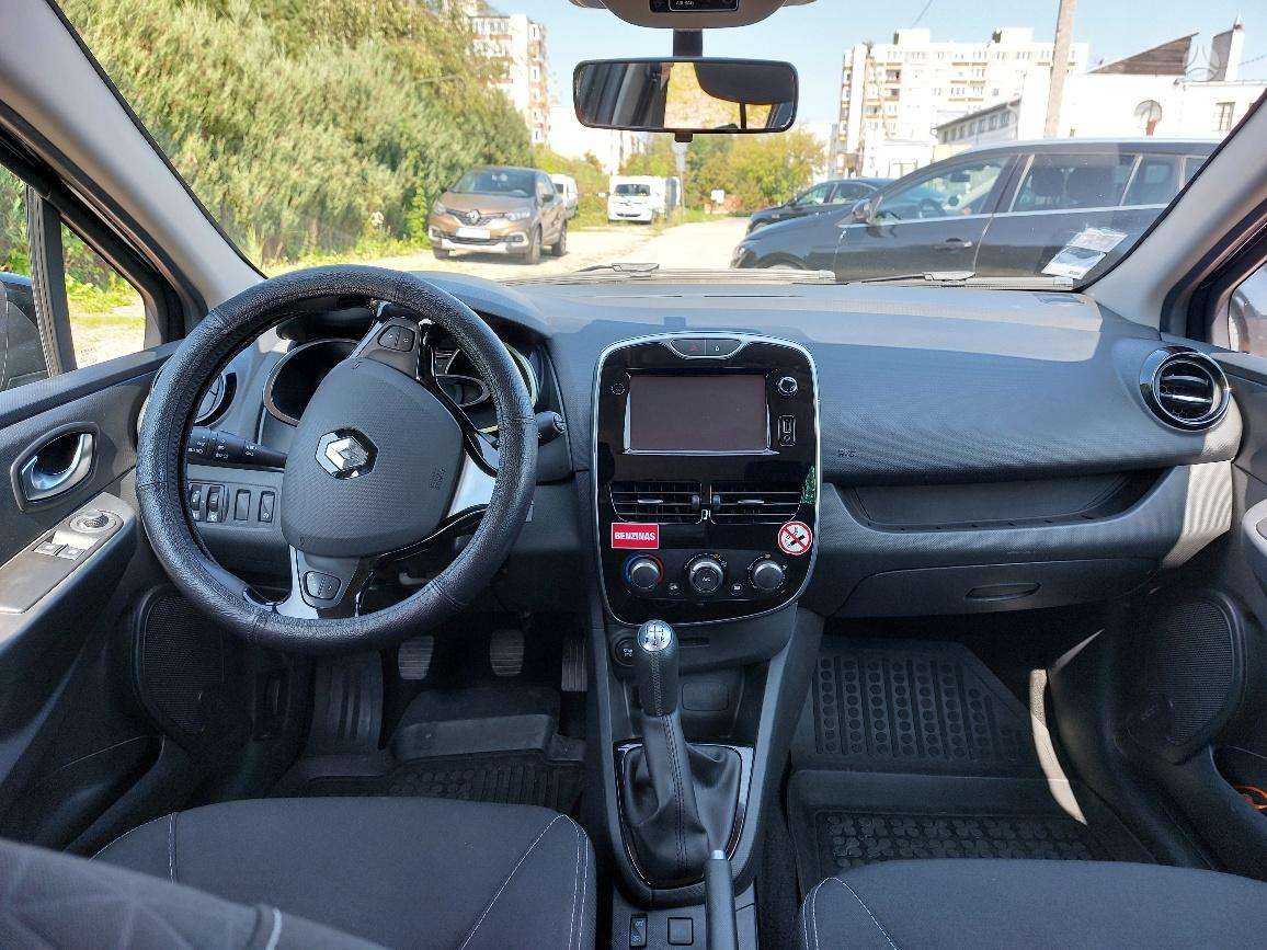 Renault Clio, universalas