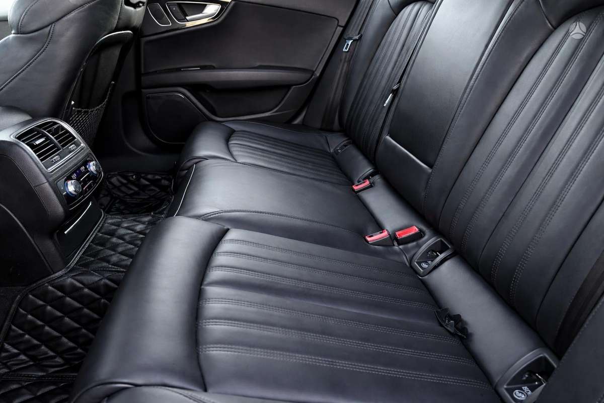 Audi A7, 3.0 l., saloon / sedan