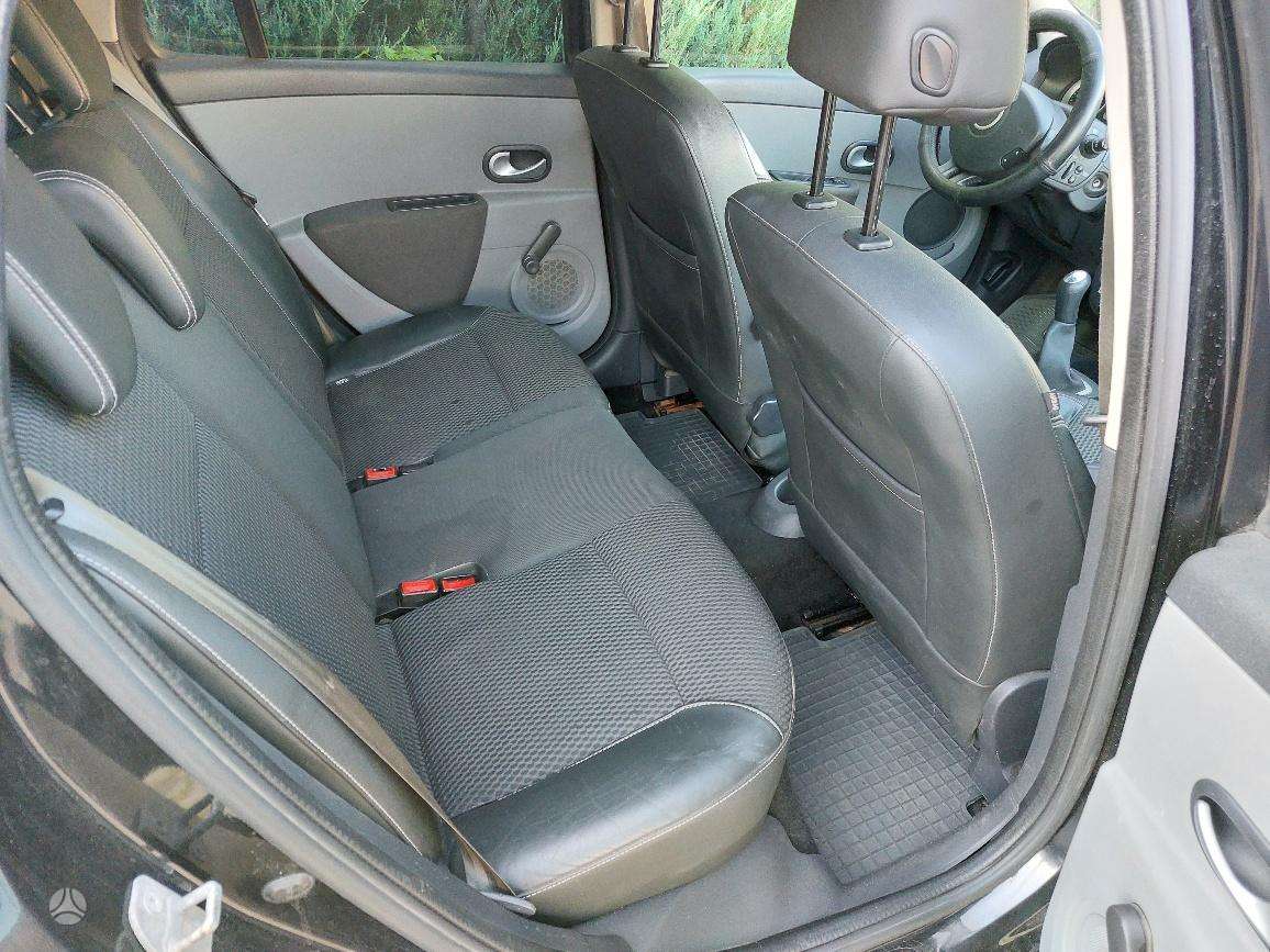 Renault Clio, universalas