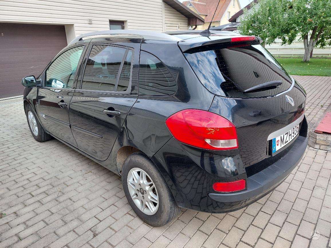 Renault Clio, Универсал