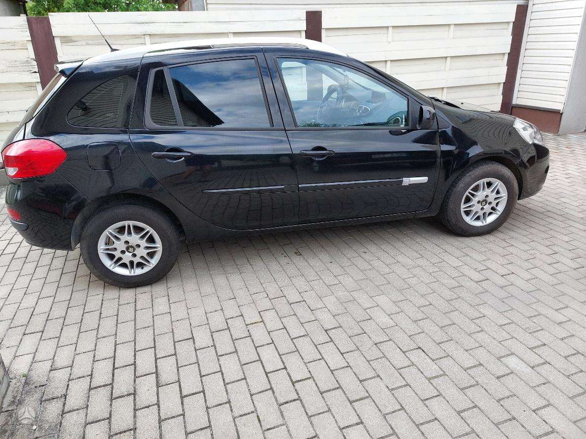 Renault Clio, Универсал