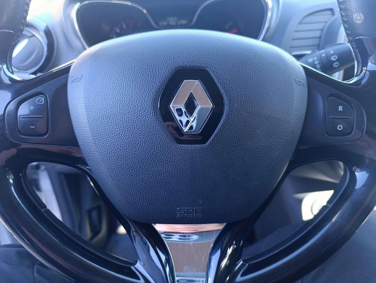 Renault Captur - 10
