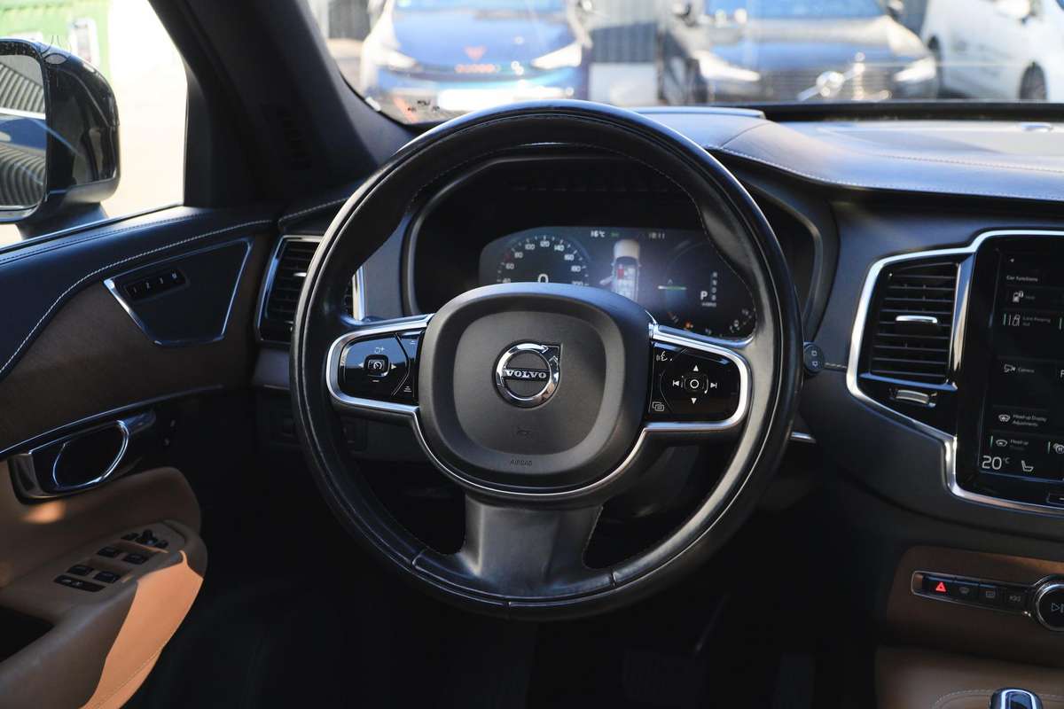 Volvo XC90 - 12
