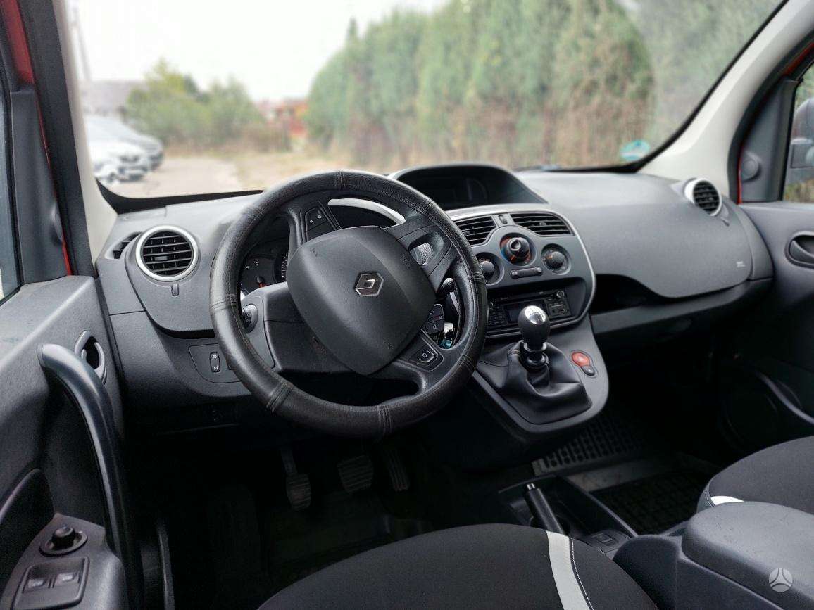 Renault Kangoo, Пассажирский микроавтобус