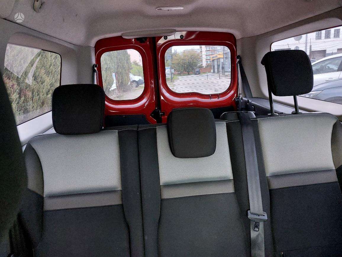 Renault Kangoo, Пассажирский микроавтобус