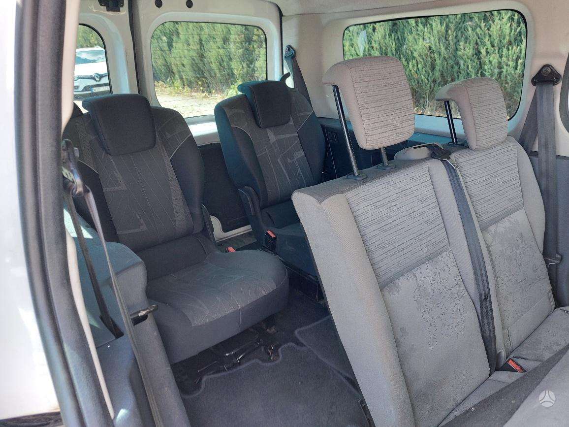 Renault Kangoo, Пассажирский микроавтобус
