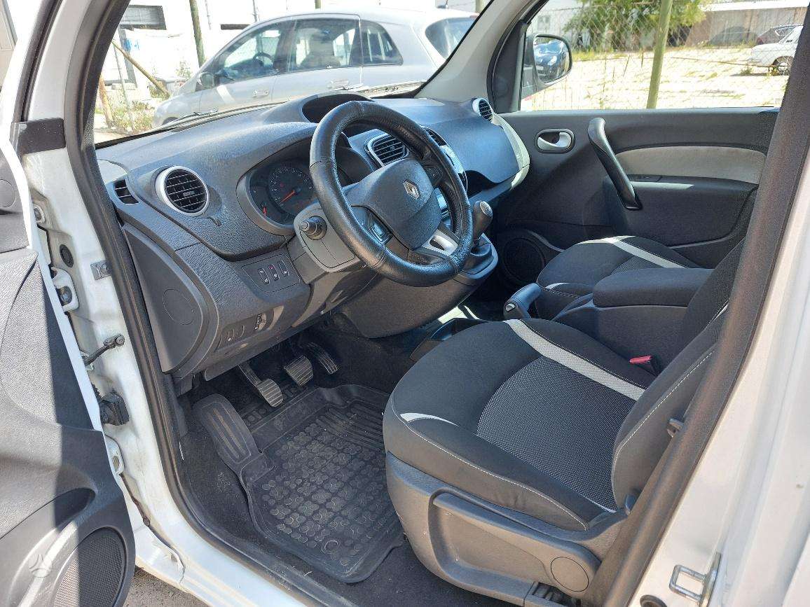Renault Kangoo, Пассажирский микроавтобус