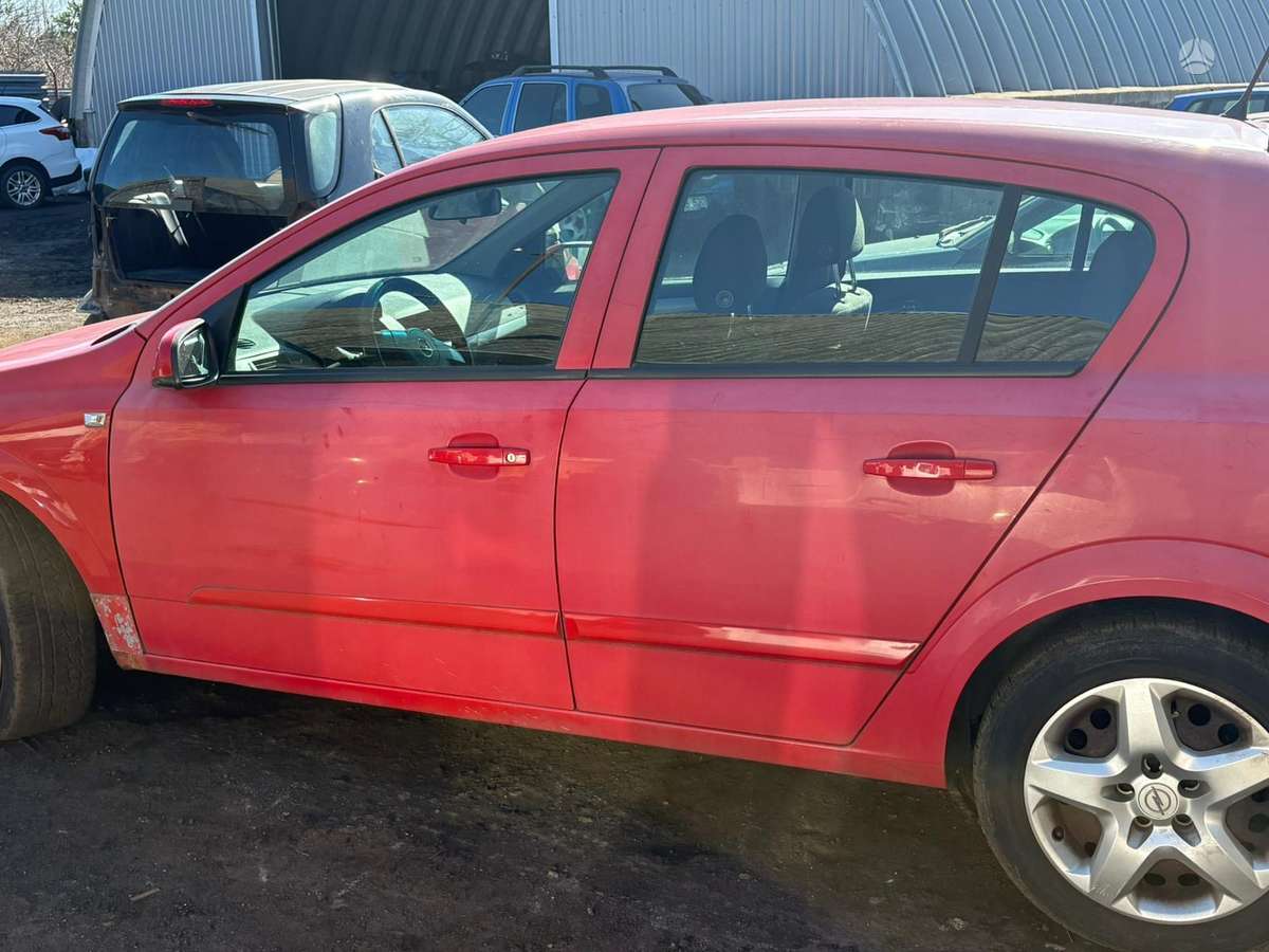 Opel Astra по частям