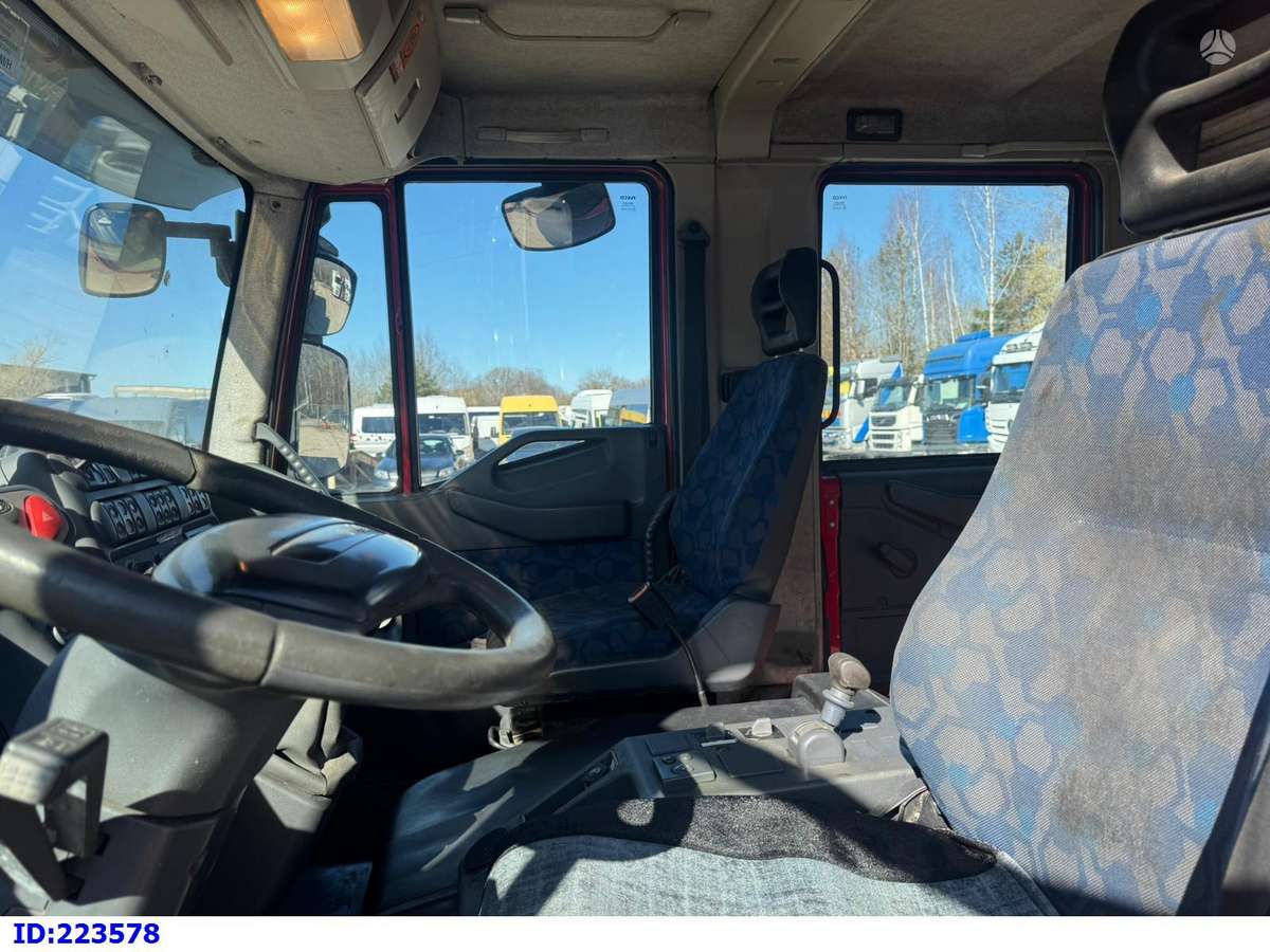 Iveco 120EL22 Tipper + Crane, самосвалы