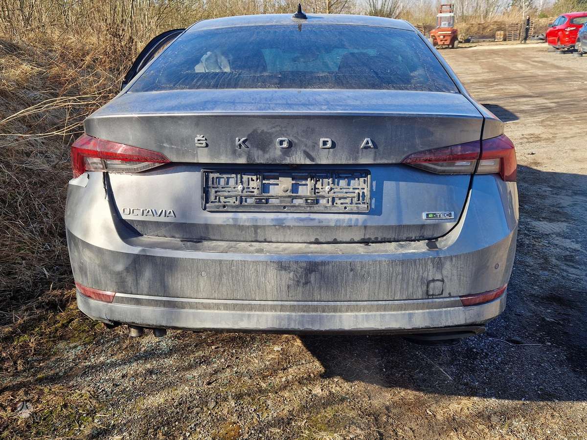 Skoda Octavia по частям