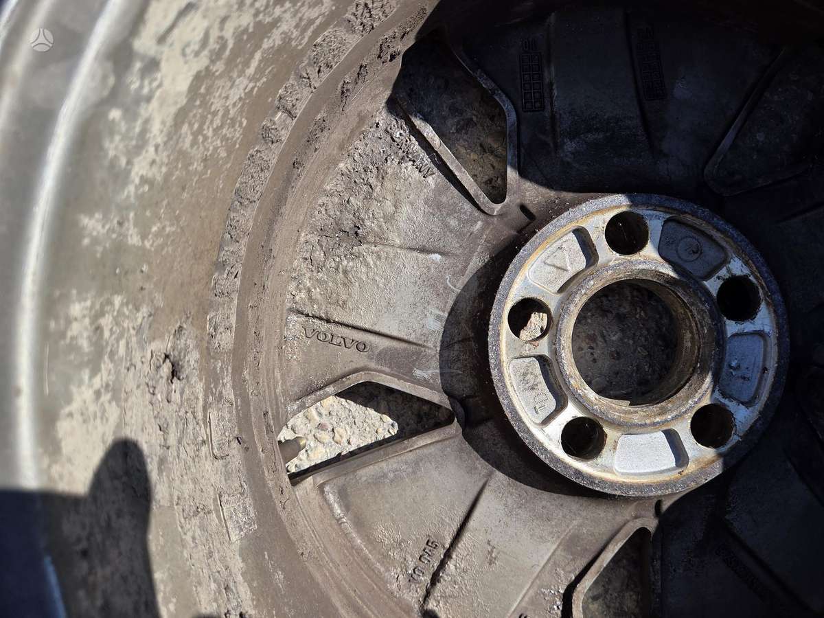 Volvo, light alloy, R16