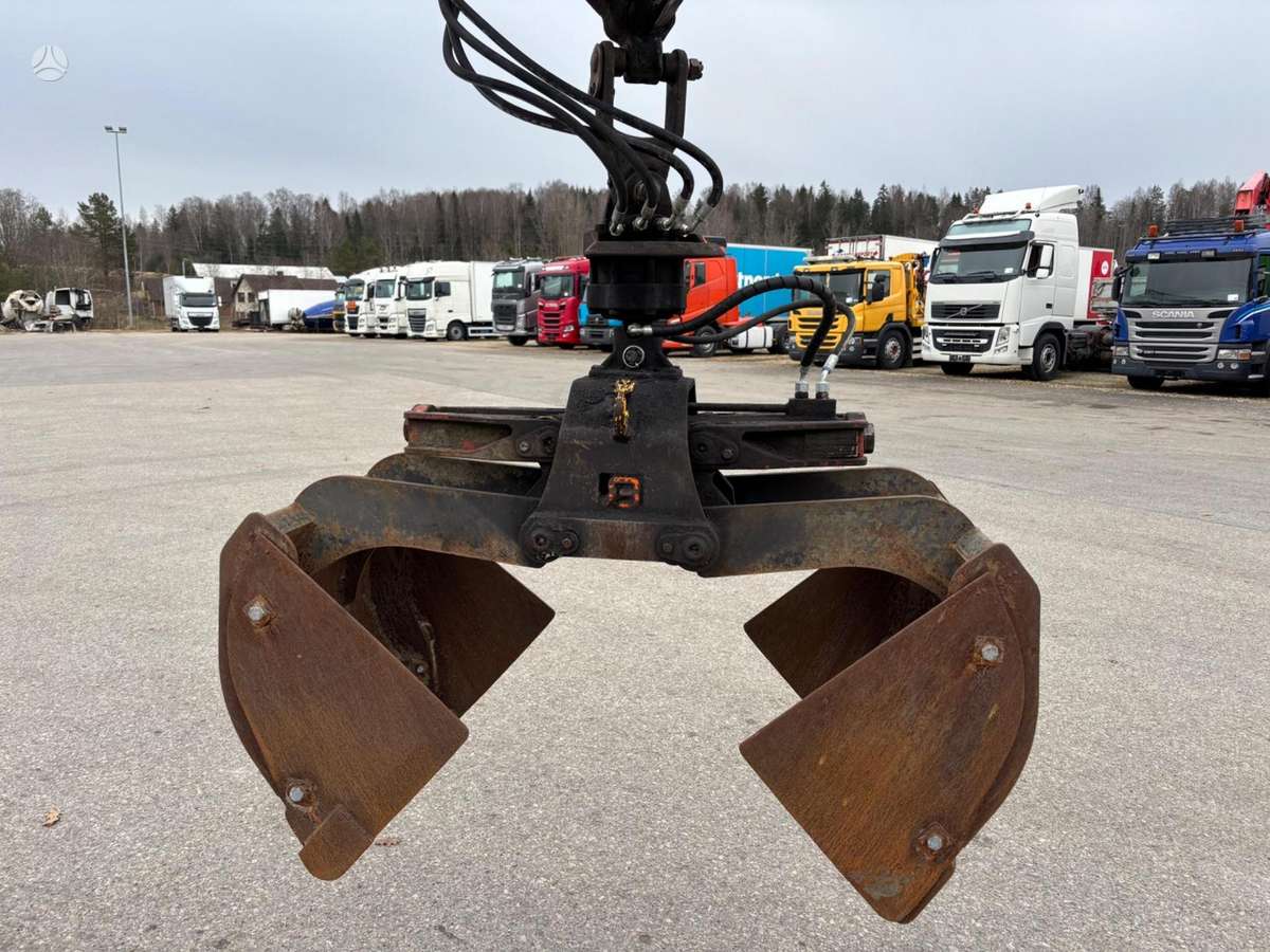 Volvo FM 400, su kranu
