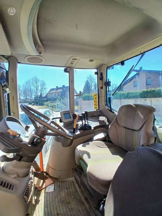 John Deere 6630 Premium, traktoriai