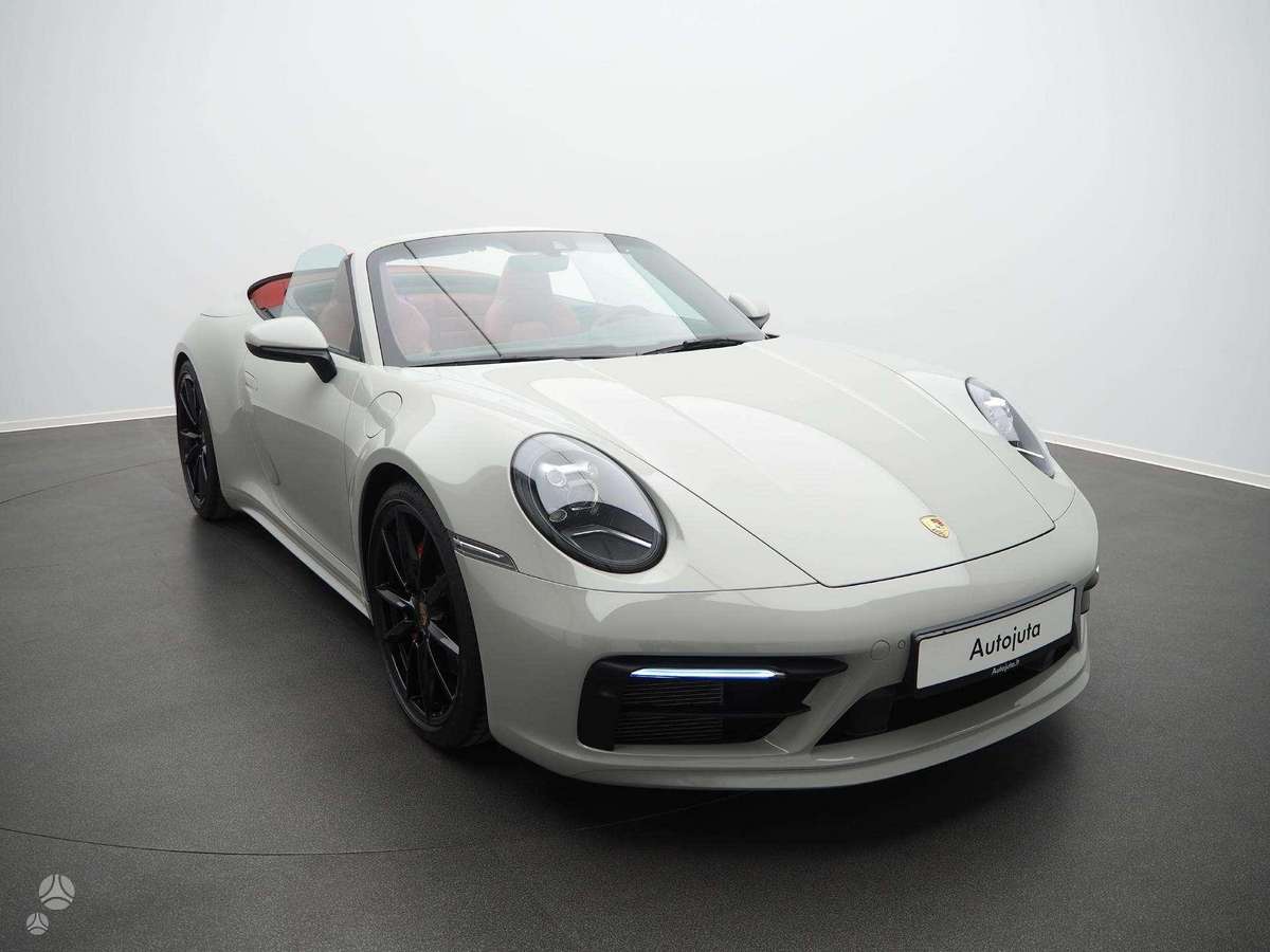 Porsche 911 - 9
