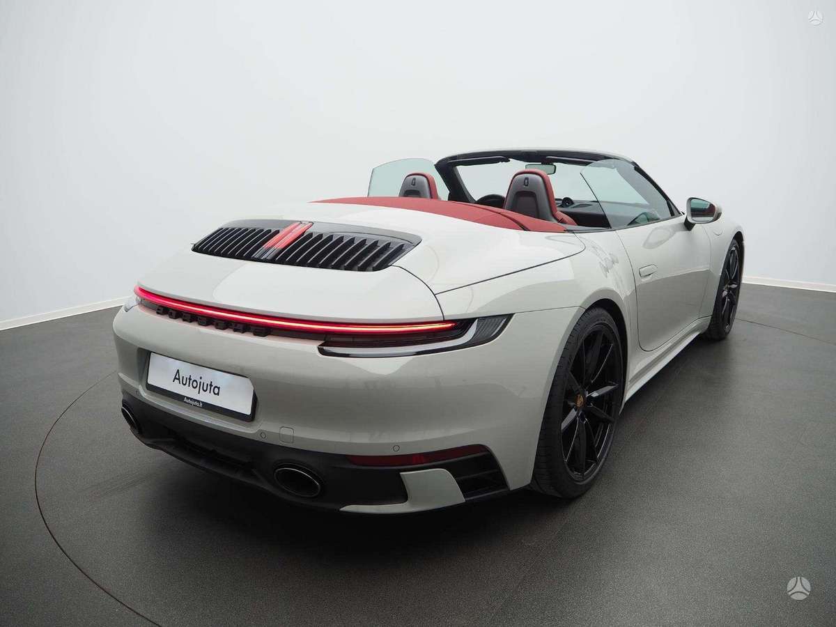 Porsche 911 - 10