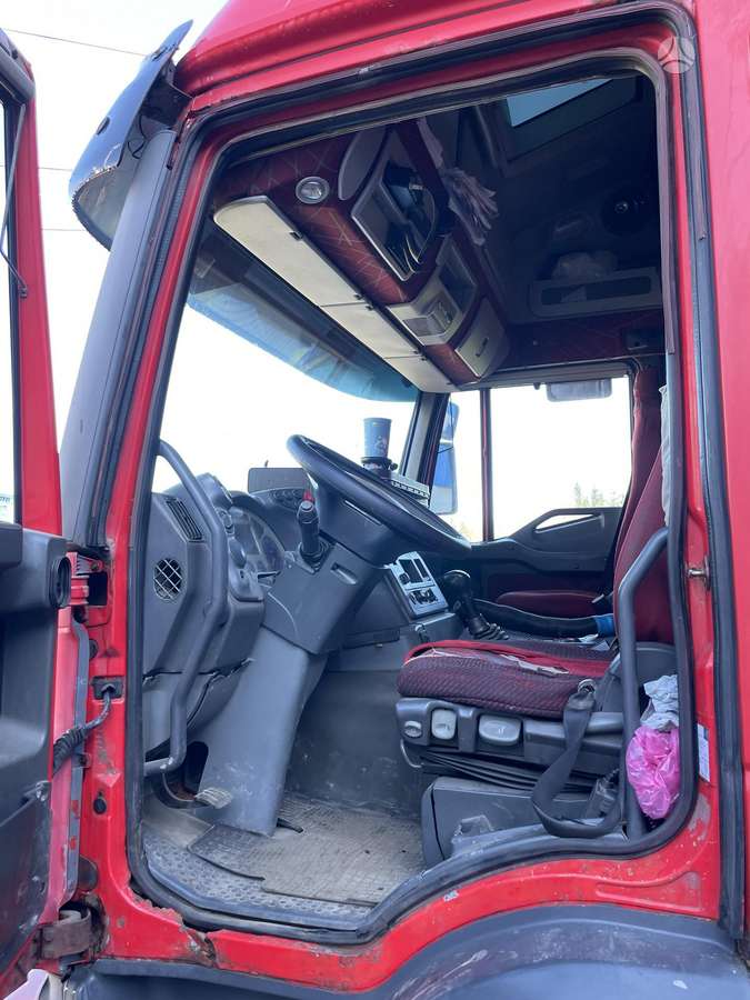 Iveco Stralis, double sleeper