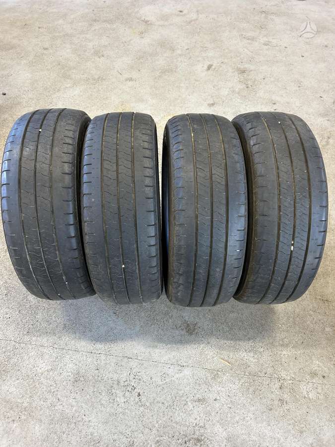 Kumho, vasarinės 215/60 R17