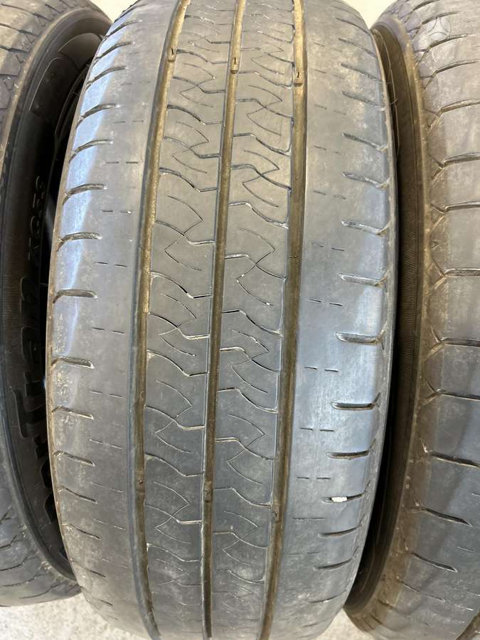 Kumho, vasarinės 215/60 R17