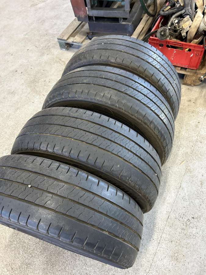 Kumho, vasarinės 215/60 R17