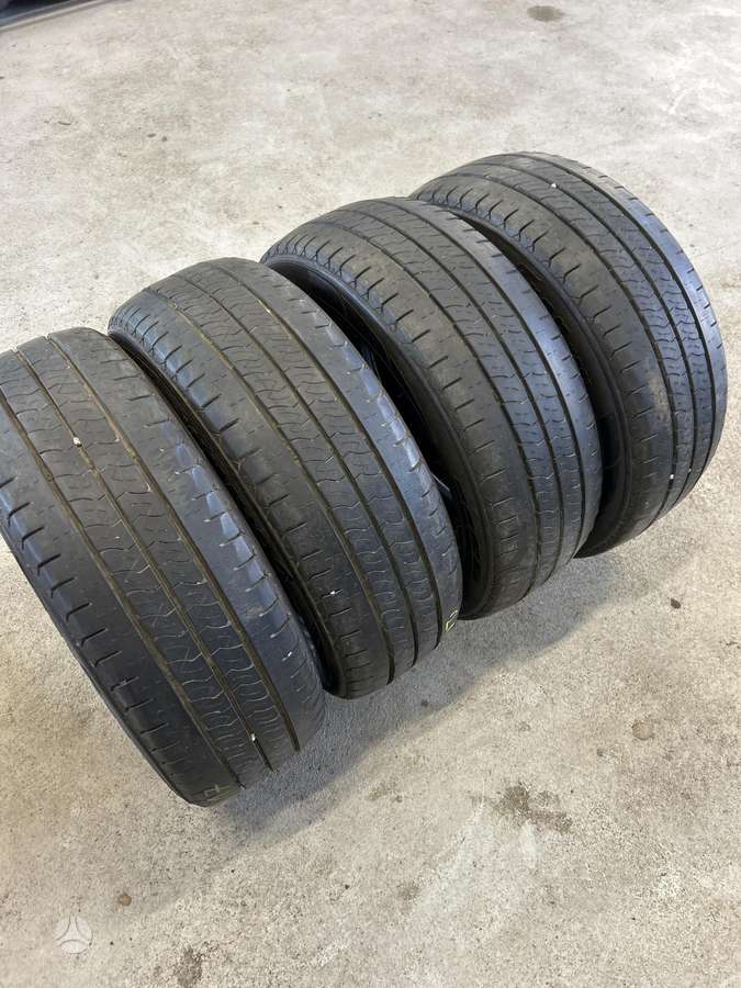 Kumho, vasarinės 215/60 R17
