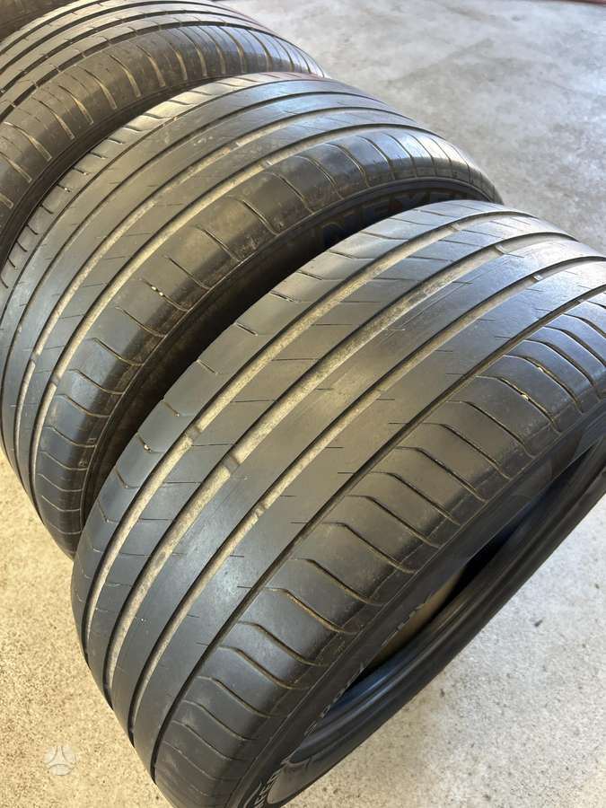 Maxxis, летние 235/55 R17