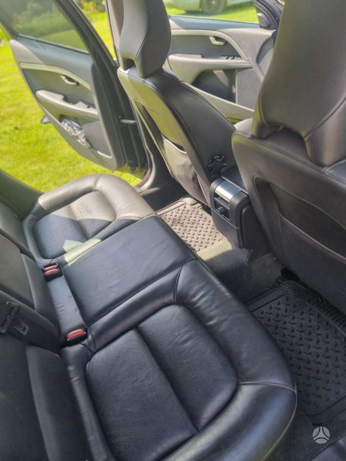 Volvo V70 - 8