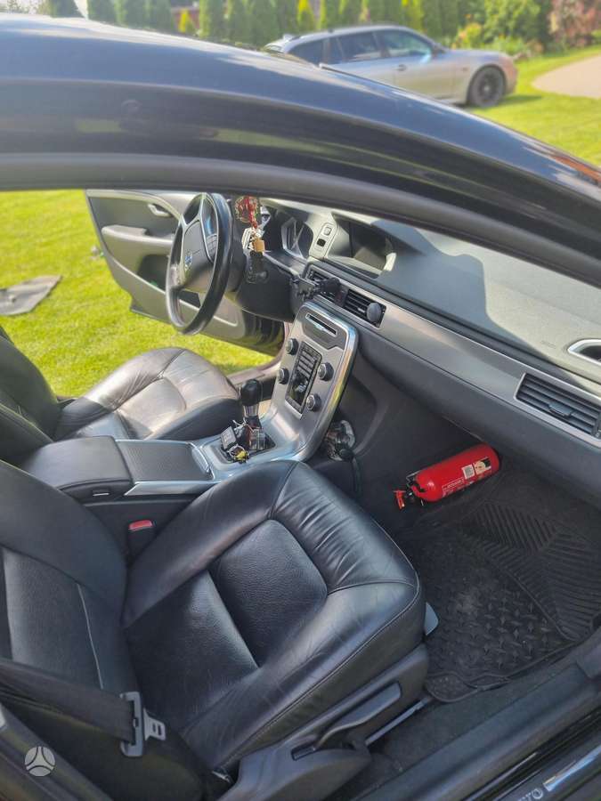 Volvo V70 - 9