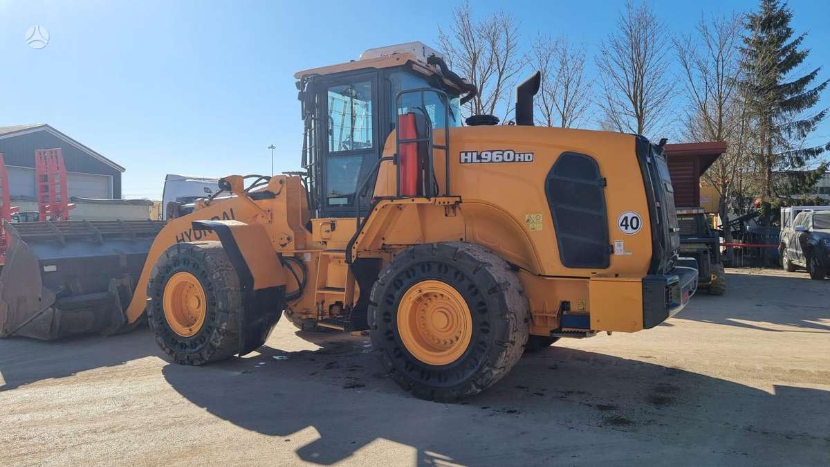 Hyundai HL 960 HD Hi-Tip, frontal loader
