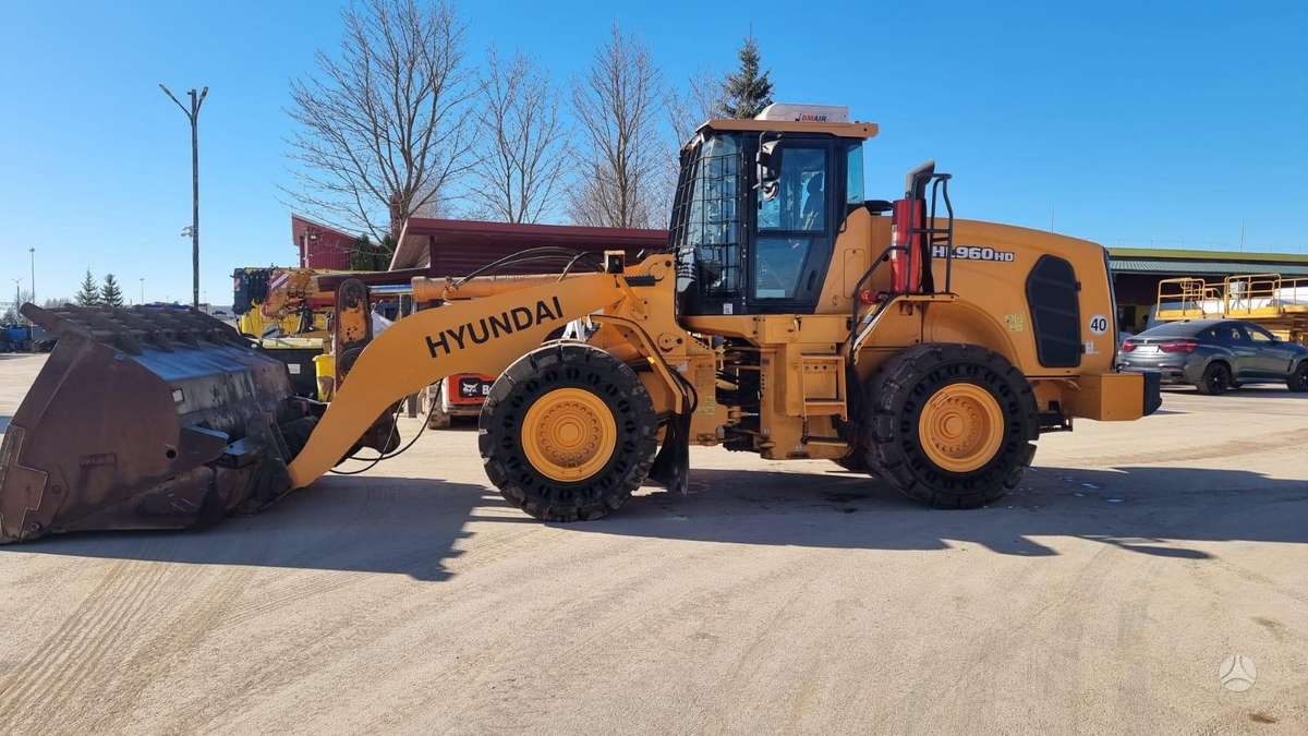 Hyundai HL 960 HD Hi-Tip, frontal loader