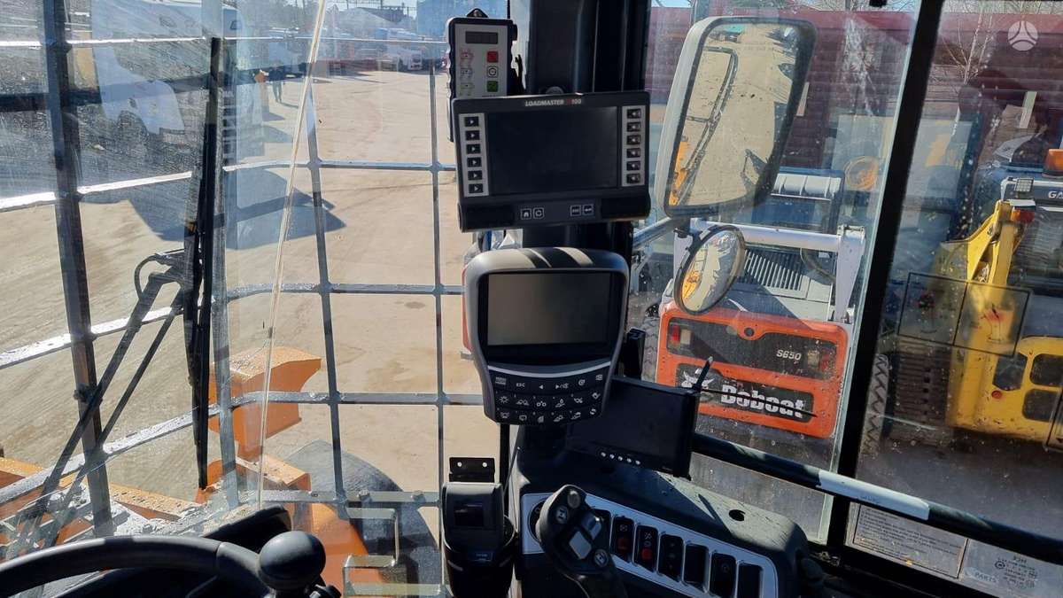 Hyundai HL 960 HD Hi-Tip, frontal loader