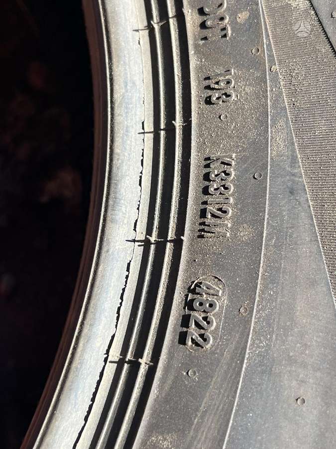 Pirelli, summer 235/60 R18