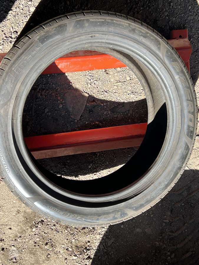 Pirelli, vasaras 245/45 R18