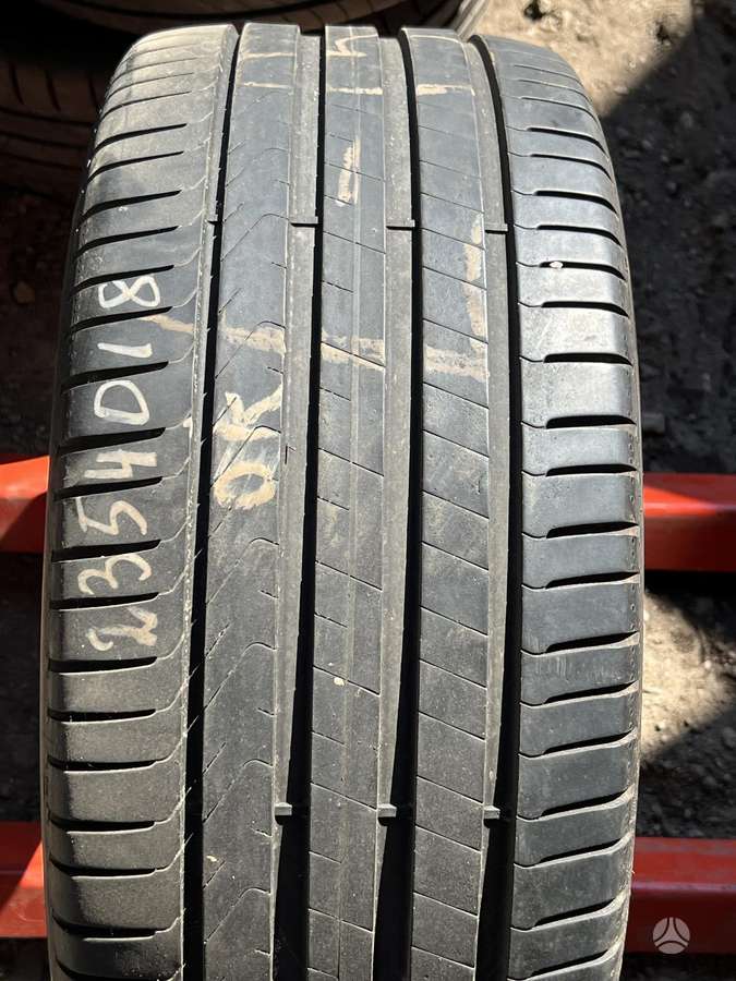 Pirelli, vasarinės 235/40 R18
