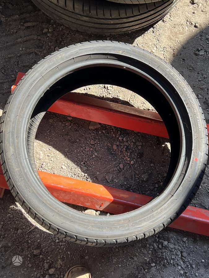 Bridgestone, летние 225/40 R18