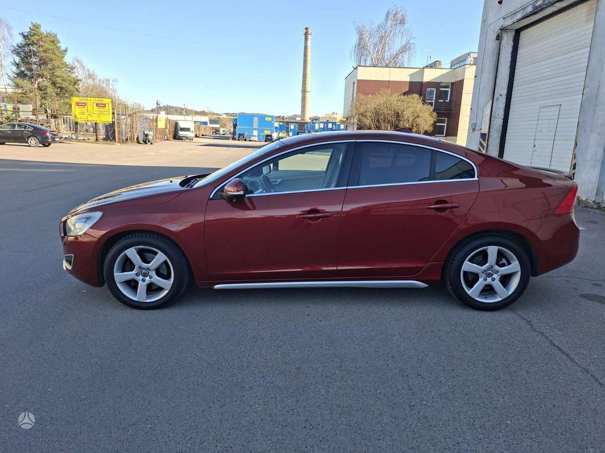 Volvo S60, 2.0 l., Седан