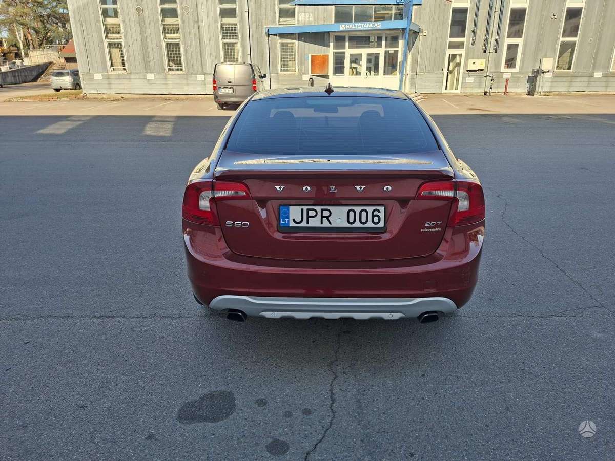 Volvo S60, 2.0 l., Седан