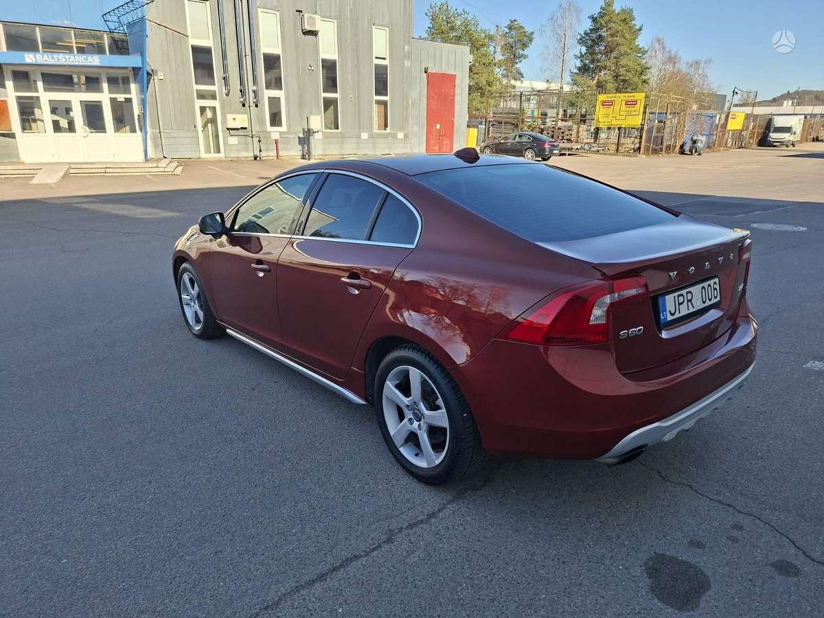 Volvo S60, 2.0 l., Седан