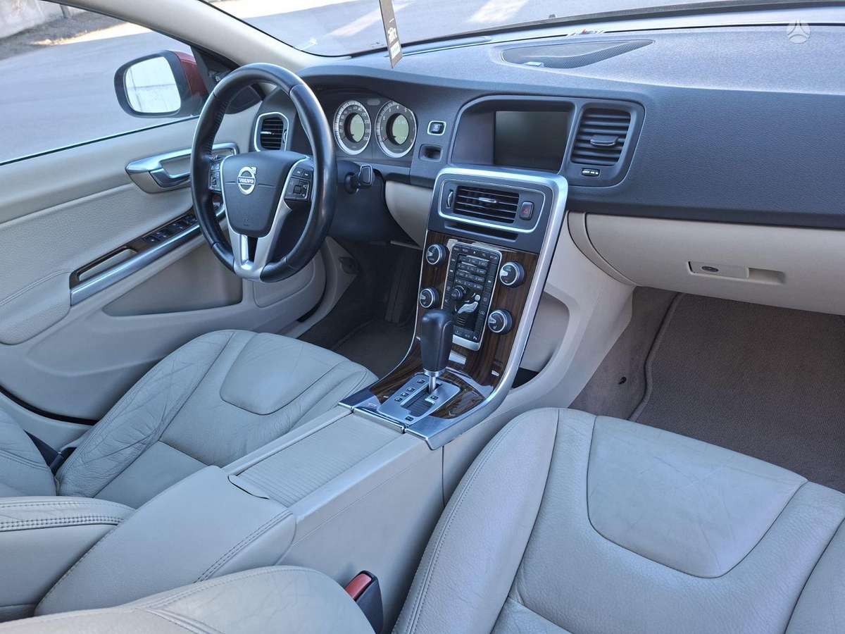 Volvo S60, 2.0 l., Седан