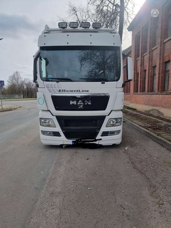 MAN TGX, double sleeper