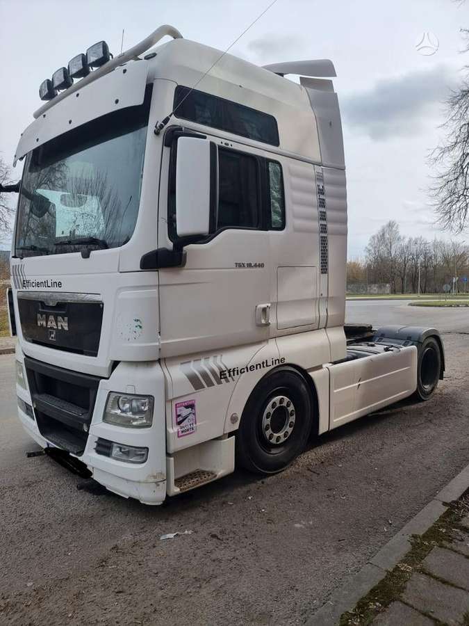 MAN TGX, double sleeper