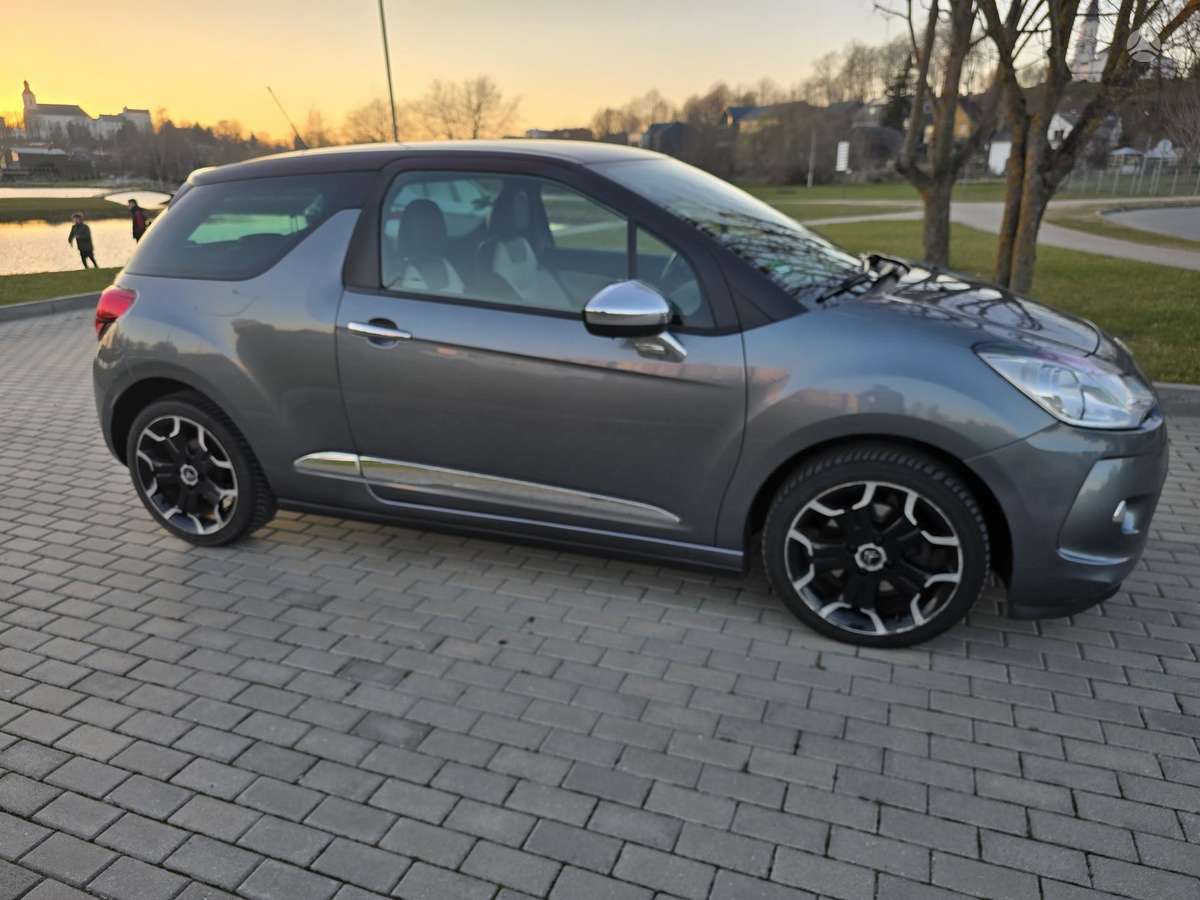 Citroen DS3, 1.6 l., hatchback