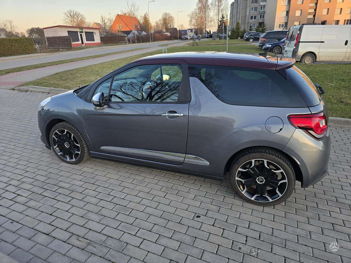 Citroen DS3, 1.6 l., hatchback