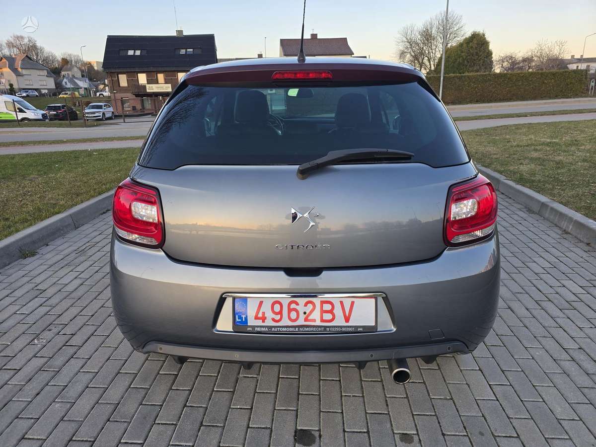 Citroen DS3, 1.6 l., hatchback